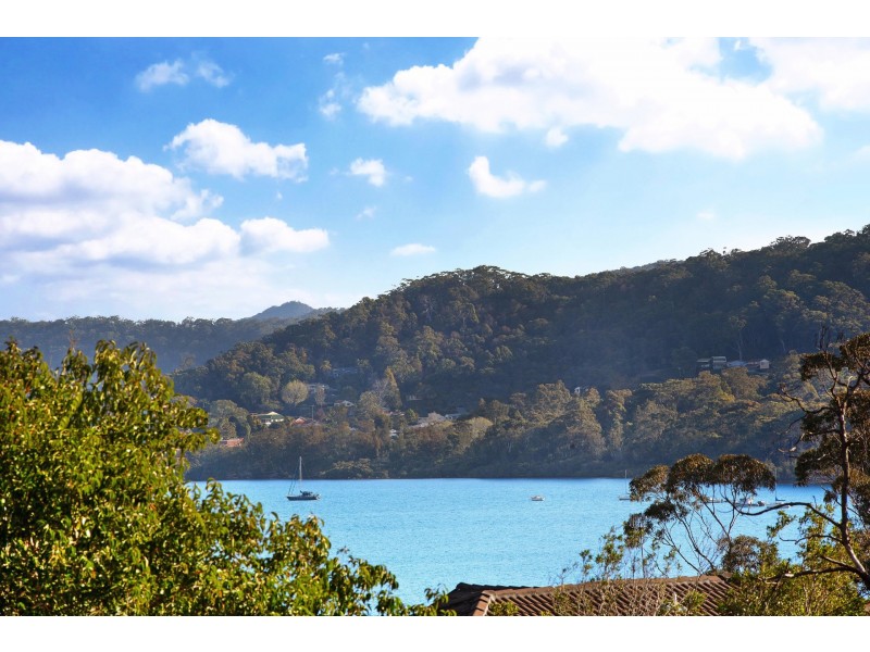 2/92 John Whiteway Dr-Access Via Henry Parry, Gosford NSW 2250