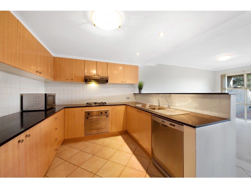 2/92 John Whiteway Dr-Access Via Henry Parry, Gosford NSW 2250