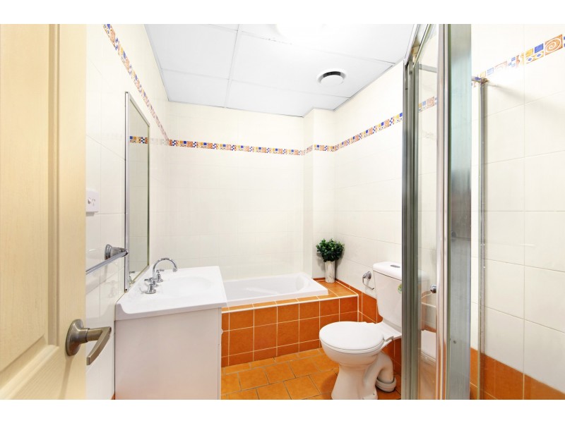 17/19-21 Central Coast Highway, West Gosford NSW 2250