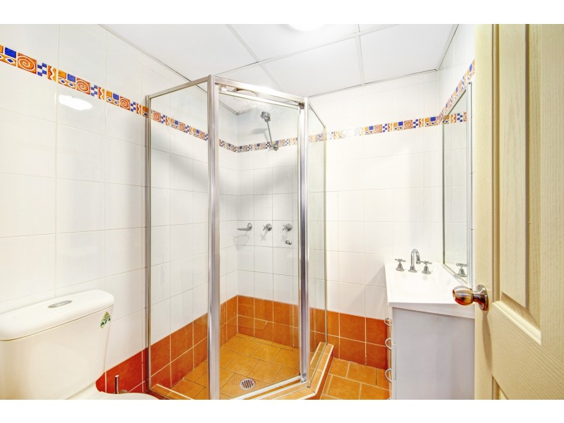 17/19-21 Central Coast Highway, West Gosford NSW 2250