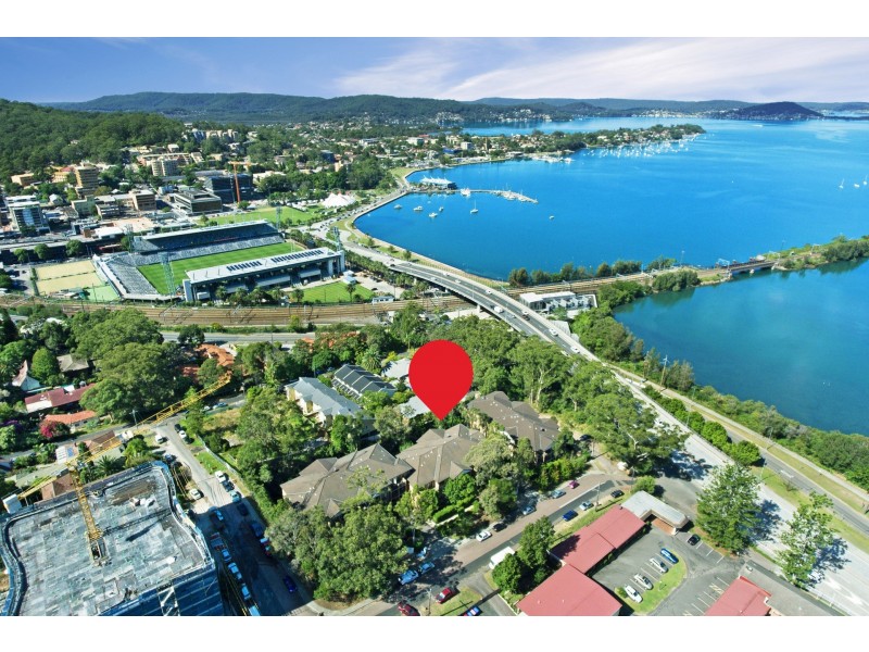 17/19-21 Central Coast Highway, West Gosford NSW 2250