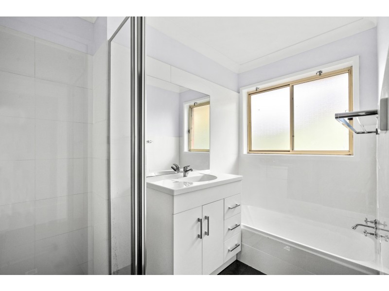 6 Ashburn Close, Lisarow NSW 2250