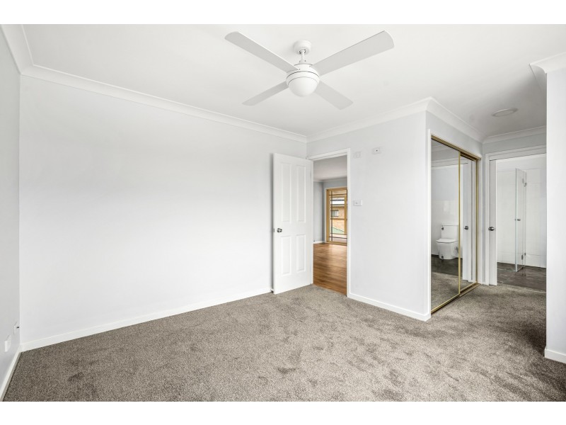 6 Ashburn Close, Lisarow NSW 2250