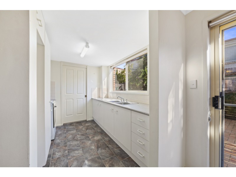 4/2 Richmond Mews, Mardi NSW 2259