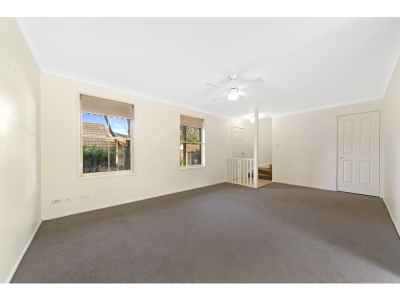 4/2 Richmond Mews, Mardi NSW 2259