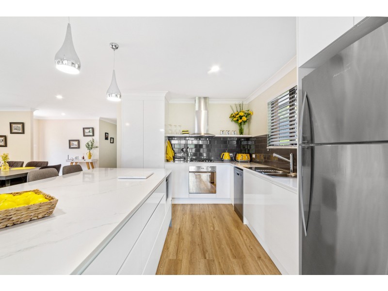 55 Malison Street, Wyoming NSW 2250