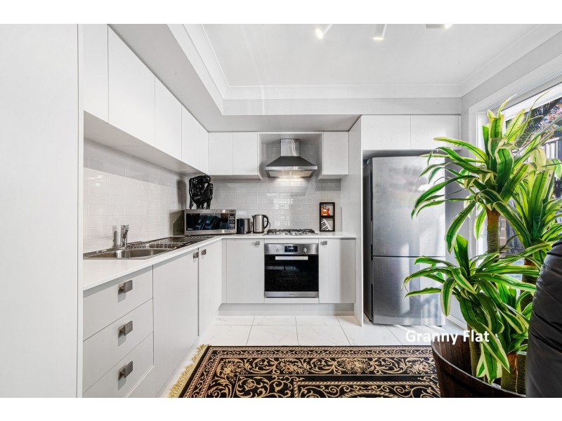 2/72 Newling Street, Lisarow NSW 2250