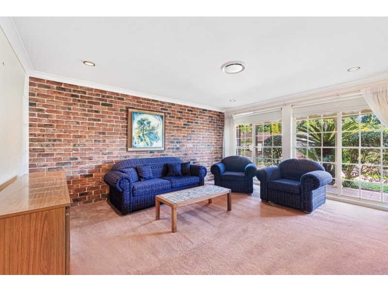 25 Donna Close, Lisarow NSW 2250