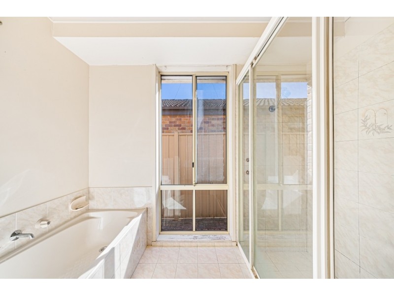 25 Donna Close, Lisarow NSW 2250