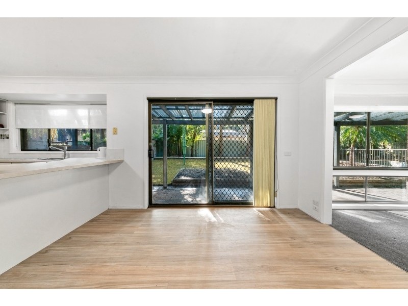 5 Fuchsia Street, Wyoming NSW 2250
