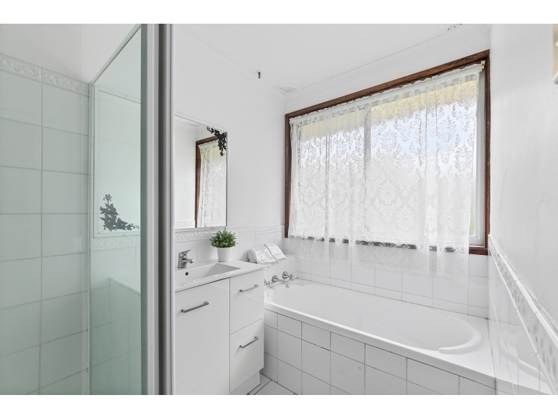 34 Karina Drive, Narara NSW 2250