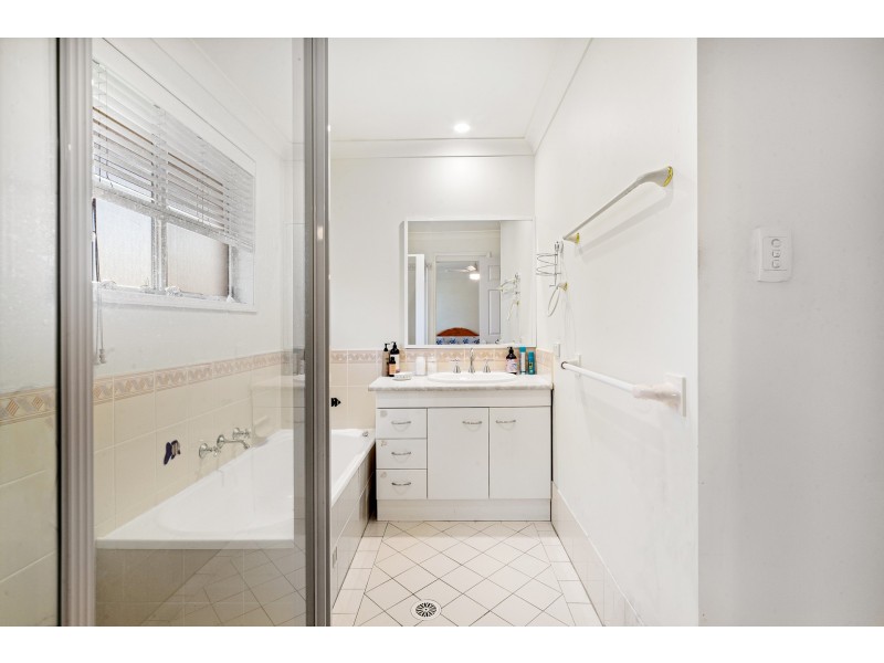 8/81 Newling Street, Lisarow NSW 2250