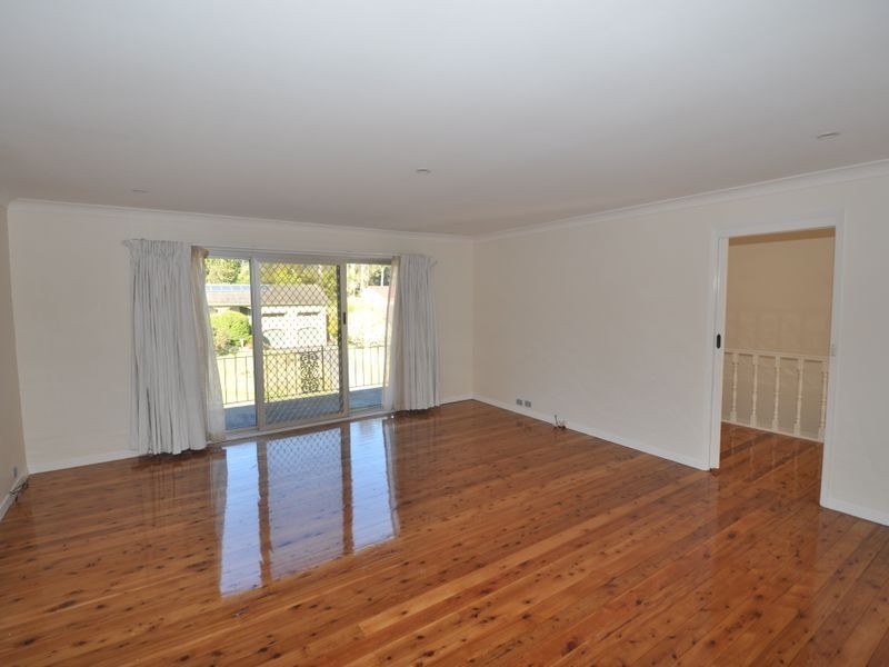 16 Small Street, Wyoming NSW 2250