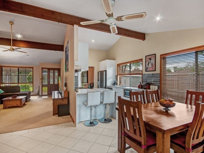 5 Hardy Close, Lisarow NSW 2250