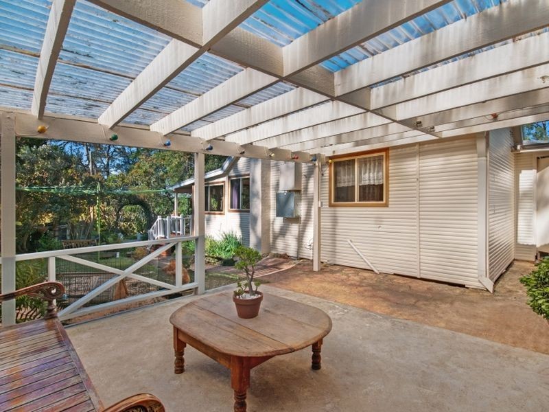 9a Dora Street, Lisarow NSW 2250