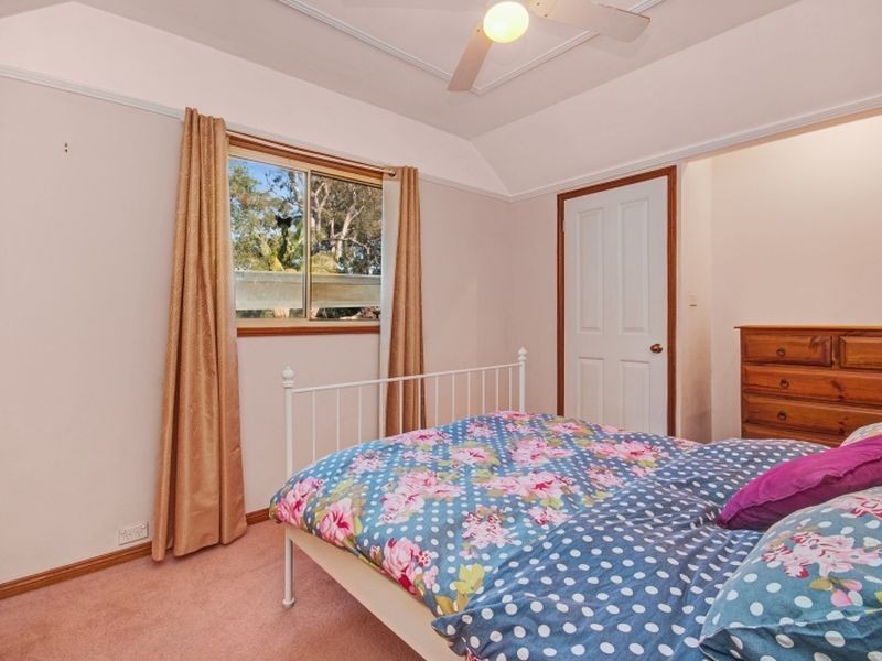 9a Dora Street, Lisarow NSW 2250