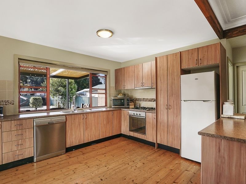 21 Yates Road, Ourimbah NSW 2258