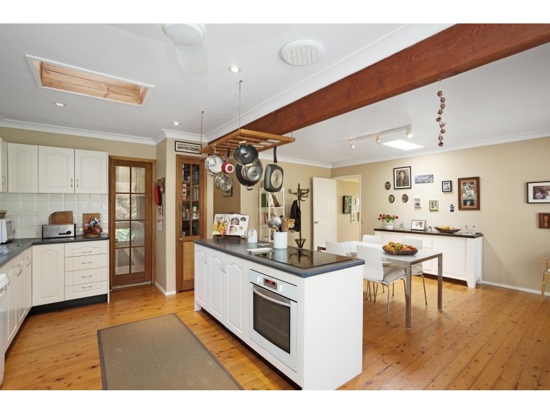 3 Larbonya Avenue, Wyoming NSW 2250