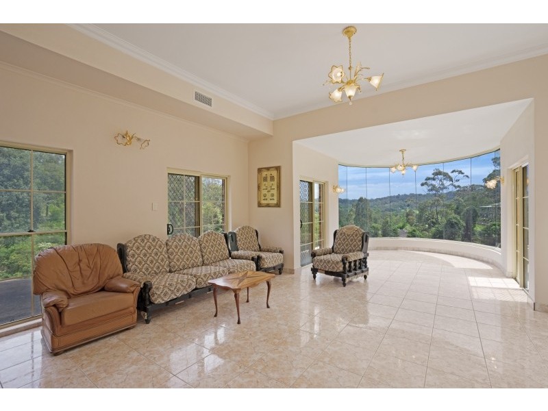 27 Old Farm Place, Ourimbah NSW 2258