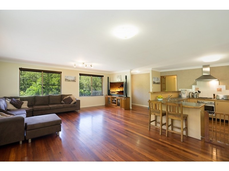 32 Old Farm Place, Ourimbah NSW 2258