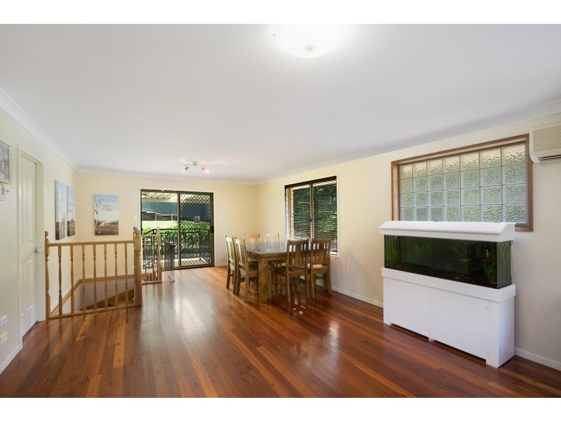 32 Old Farm Place, Ourimbah NSW 2258