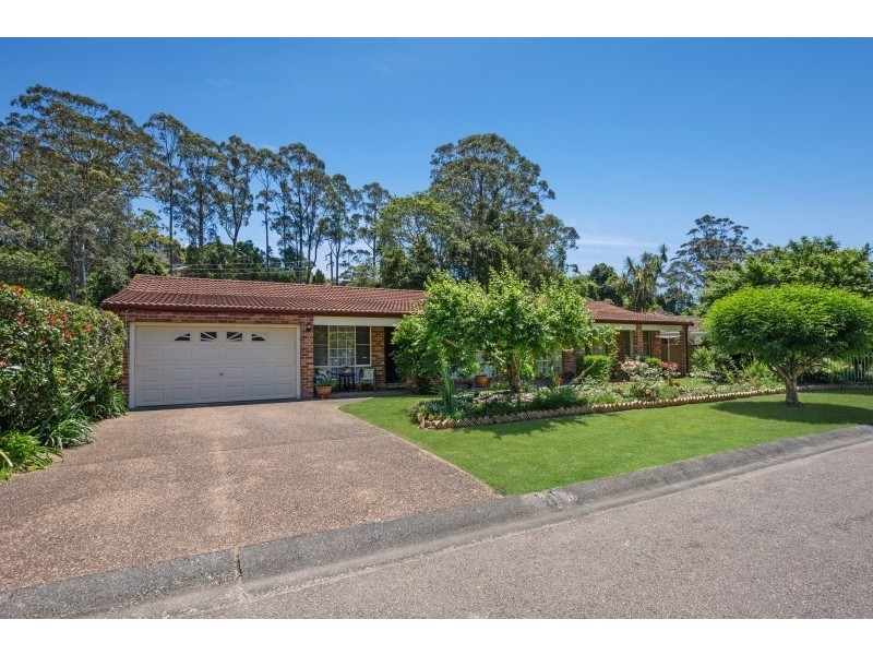26 Donna Close, Lisarow NSW 2250