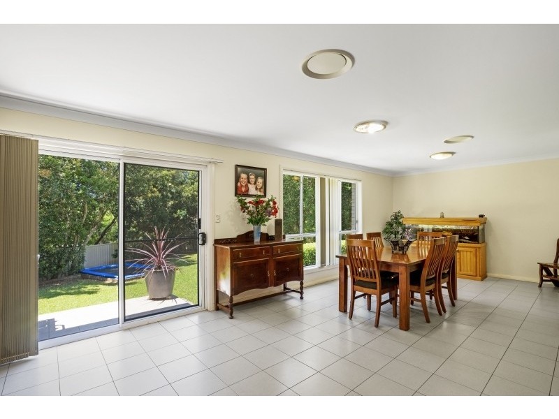 33 The Valley Way, Lisarow NSW 2250