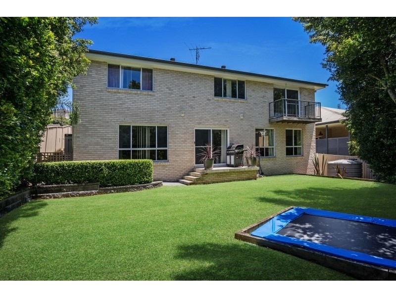 33 The Valley Way, Lisarow NSW 2250