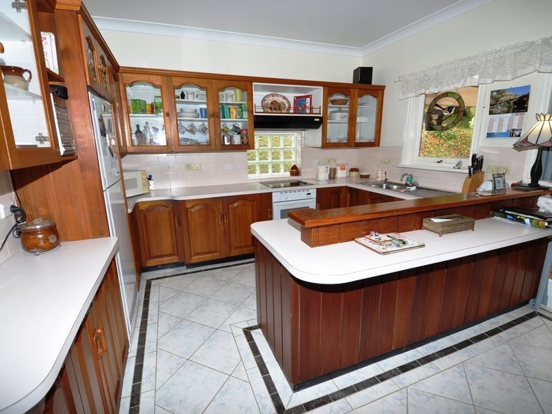 3 Valerie Crescent, Fountaindale NSW 2258