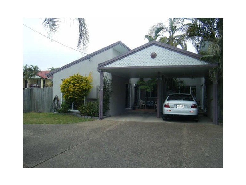 2/6 Amanda Avenue, Marcoola QLD 4564