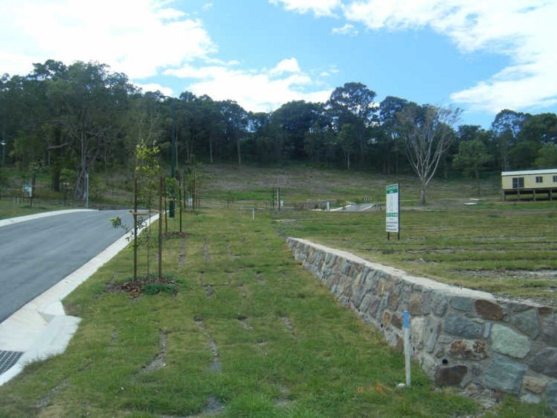 OutLook/Cnr Caffery Court & Ella-Marie Drive, Coolum Beach QLD 4573