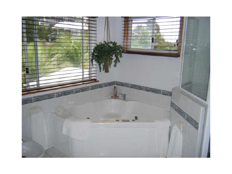 16 Pacific Heights Court, Coolum Beach QLD 4573