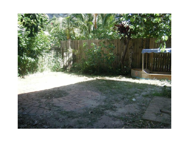 1/32 Suncoast Beach Drive, Mount Coolum QLD 4573