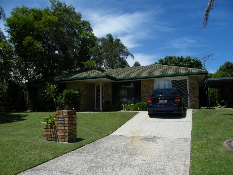 4 Quinn Crt, Mount Coolum QLD 4573