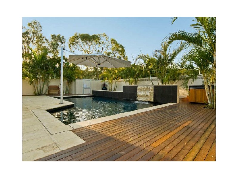 100 Banksia Avenue, Coolum Beach QLD 4573