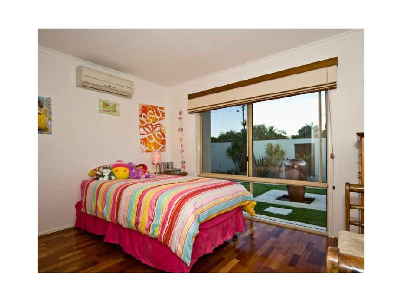 100 Banksia Avenue, Coolum Beach QLD 4573