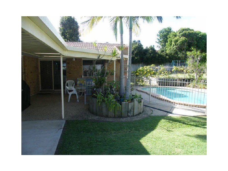 5 Burremah Crescent, Mount Coolum QLD 4573