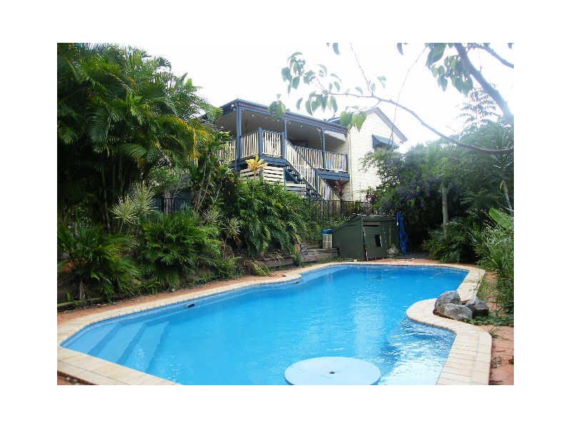 17 Dharalee Court, Mount Coolum QLD 4573