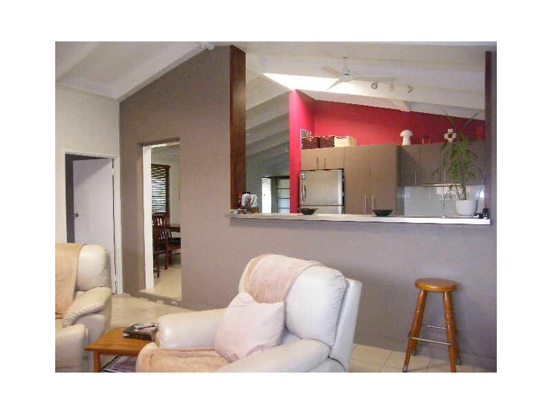 11 Yango Street, Pacific Paradise QLD 4564