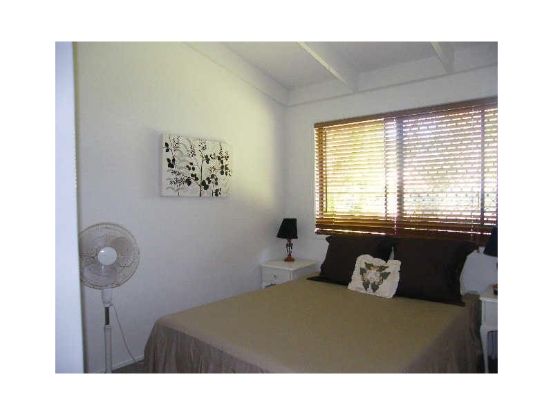 11 Yango Street, Pacific Paradise QLD 4564