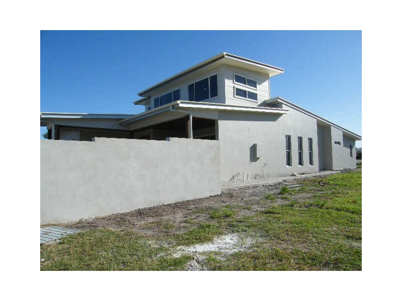 7 Beach Haven Place, Mount Coolum QLD 4573