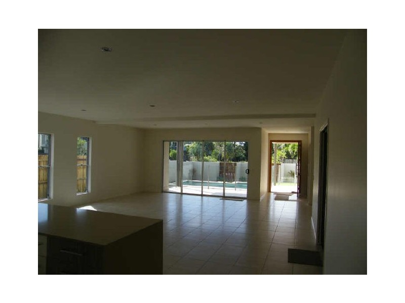 7 Beach Haven Place, Mount Coolum QLD 4573