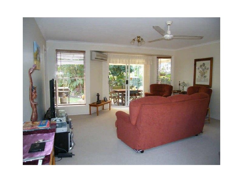 2/5 Power Court, Coolum Beach QLD 4573