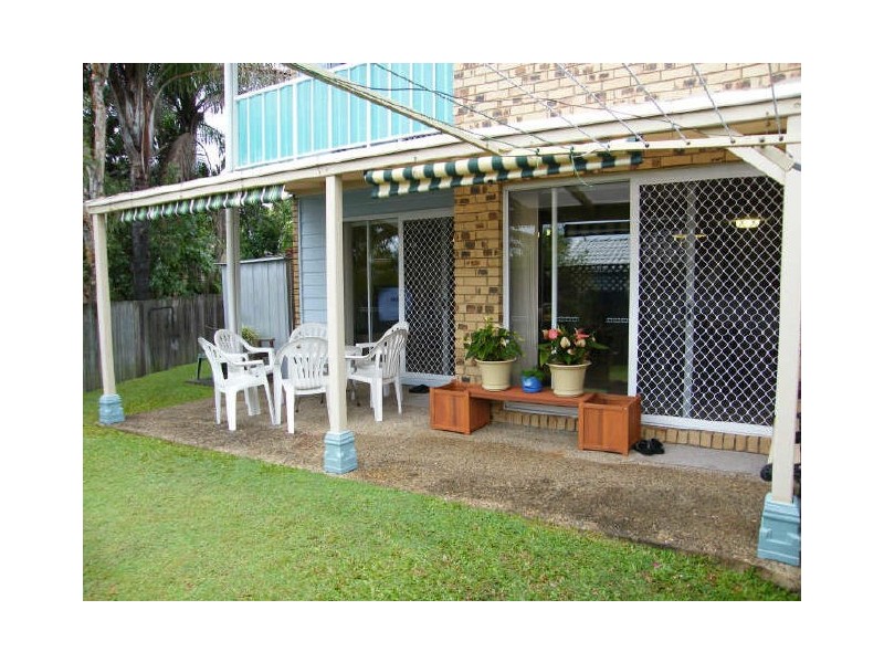 4/7 Power Ct, Mount Coolum QLD 4573