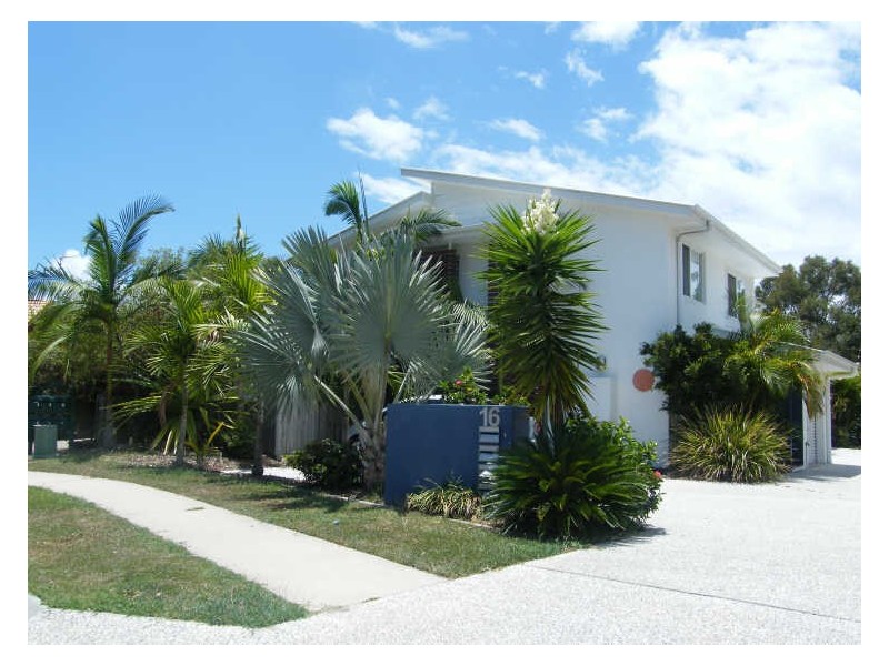 2/16 Melville Court, Mount Coolum QLD 4573