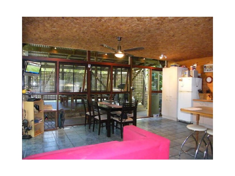 2 Lagoda Dr, Mount Coolum QLD 4573