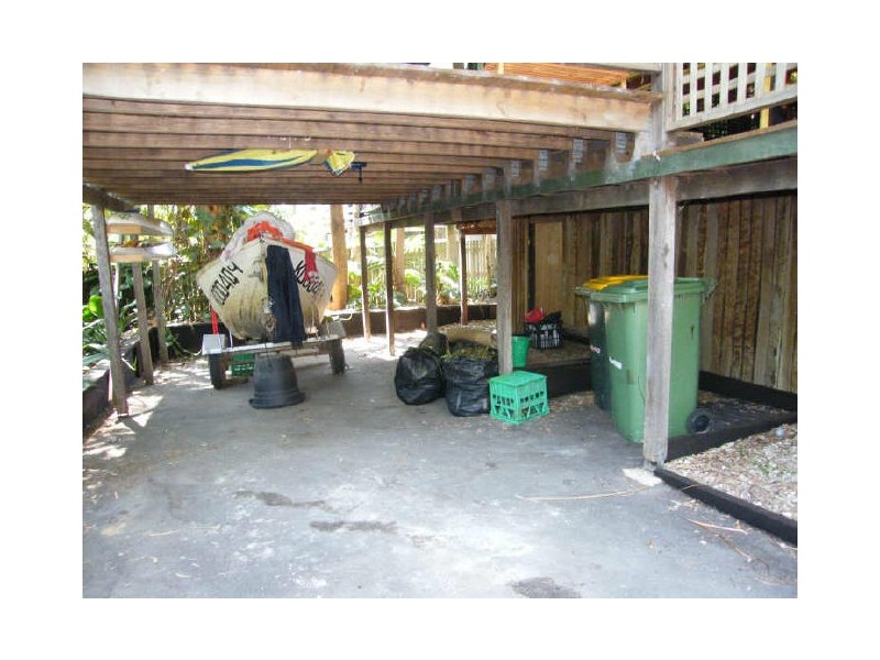 2 Lagoda Dr, Mount Coolum QLD 4573