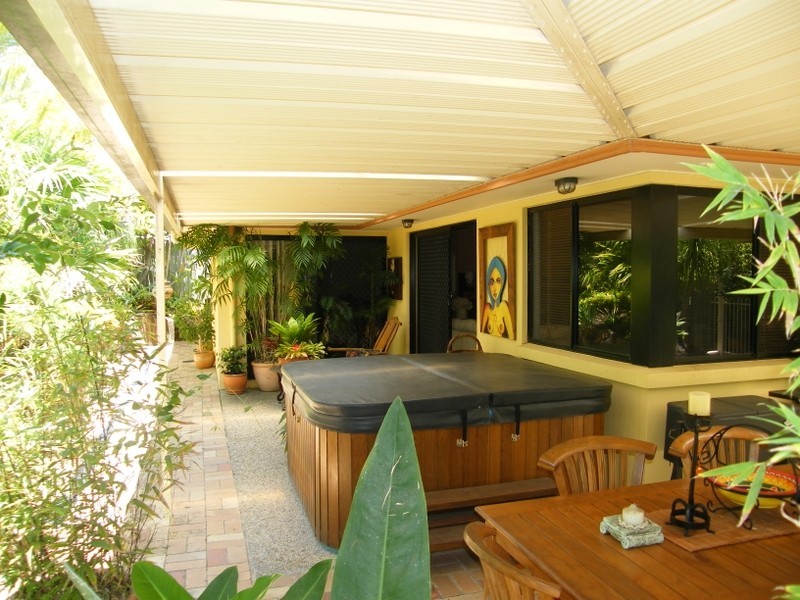 25 Edith Pl, Coolum Beach QLD 4573