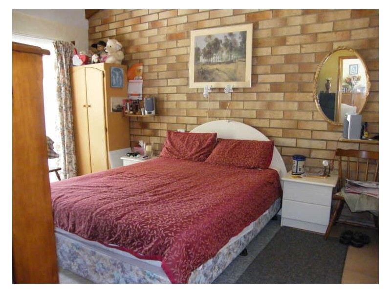 5 Gweneth Rd, Weyba Downs QLD 4562