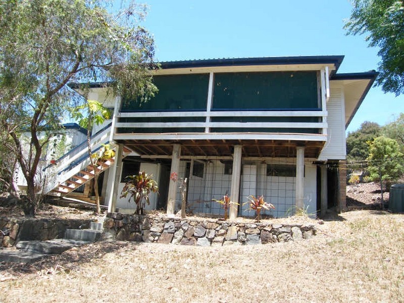 90 Centenary Heights Rd, Coolum Beach QLD 4573